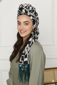 Custom Printed <b>Square</b> <b>Scarf</b> With Tassel Lightweight Soft Fabric Women Fashion Headscarf Summer Beach Wrap OEM Supply - Product Image 6