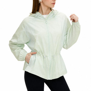 Chaqueta de Lluvia para Mujer, Último Diseño, Capucha Ajustable, Transpirable, Impermeable, para Deportes al Aire Libre, Invierno, Hecha en Pakistán - Product Image 1