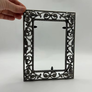 Marco de Fotos Metálico de Lujo, Decorativo, para Exhibición, de Tradebyd - Product Image 1