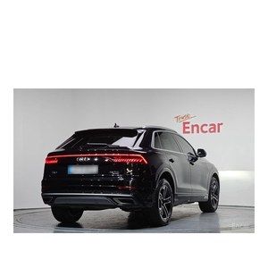Audi Q8 45 TDI Quattro Premium Agosto 2023 98,360 km Diésel Transmisión Automática Asientos de Cuero Volante a la Izquierda Cámara Trasera - Product Image 2