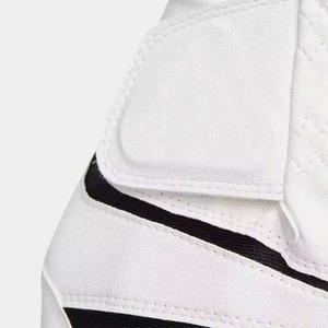 Gant de golf blanc pour droitier en cuir véritable respirant unisexe avec fermeture à enfiler - Product Image 4