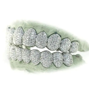 Grillz dentaire unisexe de luxe en argent sterling 925, serti de moissanite taille brillant VVS1, personnalisable, style Hip Hop - Product Image 3
