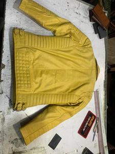 เสื้อแจ็คเก็ตหนังซิปขายส่ง แฟชั่นสตรีทแวร์ผู้ชาย คอปกพับได้ ทรงเข้ารูป สไตล์ลำลอง เสื้อคลุมหน้าหนาว แจ็คเก็ตหนังสำหรับขาย - Product Image 5