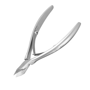 SMART-31 Staleks Pro Coupe-cuticules en acier inoxydable japonais finition Dall, pointe de 4 mm, pour manucure et nail art - Product Image 3