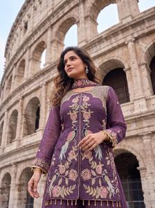 Conjunto de Traje Palazzo de Seda Crujiente Bordada de Primera Calidad para Mujer |   Conjunto de Diseñador de Lujo de 3 Piezas con Top con Lentejuelas Elegantes y Pantalones Acampanados - Product Image 4