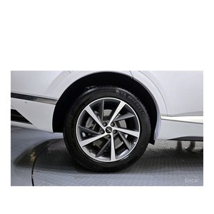 Genesis GV80 2.5T 2024 Gasolina 2WD con 14,129 km, Volante a la Izquierda, Caja de Cambios Automática, Asientos de Cuero, Cámara Trasera - Product Image 5