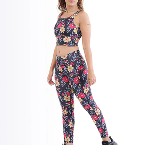 Ensembles de yoga sans couture pour femmes avec designs et logo personnalisés sur la taille, vêtements de sport antibactériens et à séchage rapide pour la salle de sport et le fitness - Product Image 4