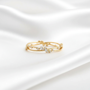 Bague de mariage classique en moissanite taille brillant en forme d'infini pour femme, en argent sterling 925, avec sertissage à griffes, bandes croisées - Product Image 4