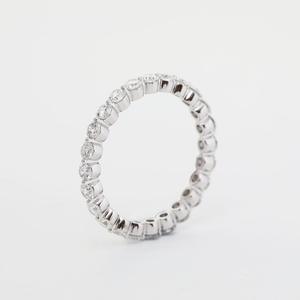 Bague de luxe en or blanc massif 14 carats avec diamants de laboratoire ronds de 2,5 mm, sertis en griffe, pour mariage et anniversaire, vente en gros - Product Image 4
