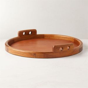 Plateau de service rond en bois d'acacia de luxe avec base en cuir et poignées intégrées |   Table basse ottoman décorative en bois avec plateau - Product Image 1
