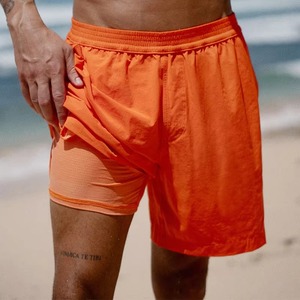 Shorts de bain tendance pour hommes, séchage rapide, légers, vêtements de plage, logo personnalisé, mode masculine, OEM, vente en gros, meilleur prix - Product Image 3