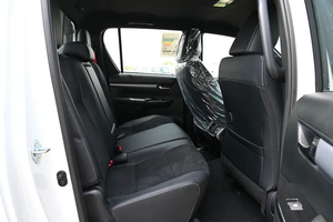 Toyota Hilux GR Sport 2024 d'occasion en bon état - Product Image 3