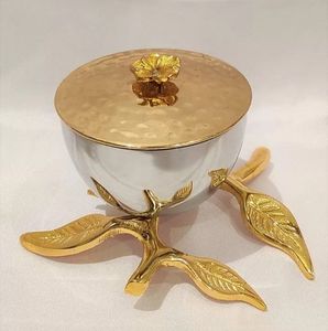 Boîte de rangement pour fruits secs en laiton faite à la main OEM avec couvercle, boîte à bonbons en métal de luxe pour cadeau et décoration intérieure - Product Image 1