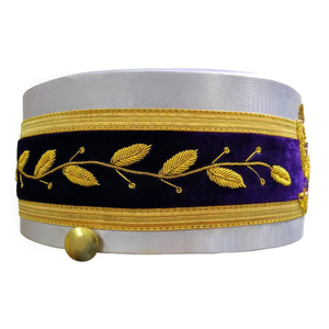 Casquette Couronne Maçonnique Personnalisée Haut de Gamme, Casquette Couronne Orde d'Amarante en Soie Blanche, Service OEM, Casquettes Couronne Francs-Maçons – Vente Chaude - Product Image 5