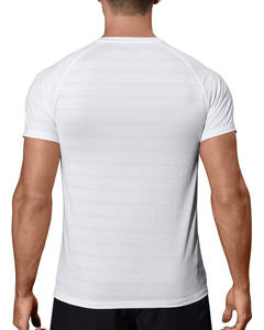 เสื้อยืดคอกว้างสีดำสำหรับผู้ชาย ปี 2025/2026 ผ้าไม่ทอ 100% ผ้าฝ้าย เนื้อนุ่ม ระบายอากาศได้ดี แห้งเร็ว สวมใส่สบาย  รับสกรีนลายตามสั่ง - Product Image 2