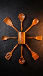 Cuillère en bois la plus vendue avec finition en bois naturel, ustensile de cuisine réutilisable pour la cuisine, les restaurants, les hôtels et l'usage domestique, en vente - Product Image 4