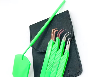 Juego de Pinzas para Pestañas Profesionales de Acero Inoxidable, Mangos Verdes Antimagnéticos y Antiestáticos, Puntas Curvas de Precisión para Pestañas - Product Image 4