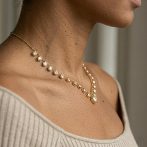 Collar Clásico para Mujer con Colgante de Circonia Cúbica Chapado en Oro de 18K, Corte Brillante Redondo, Estilo Cadena, para Uso Diario y Bodas - Product Image 3