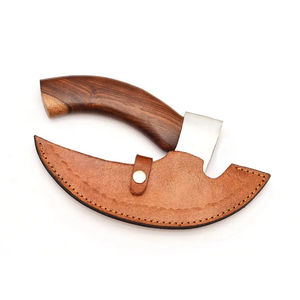 Couteau à pizza Burraq personnalisé fait main en acier au carbone, lame de 9 pouces, longueur totale de 11 pouces, manche en bois de rose, étui en cuir, style hache Tomahawk - Product Image 3