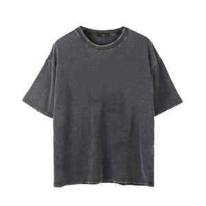Camiseta Oversize para Hombre con Lavado Ácido, Estilo Streetwear de Algodón Desgastado, Camiseta Vintage de Alto Gramaje con Lavado, Top Oversize Negro con Logotipo Personalizado para Hombre - Product Image 1
