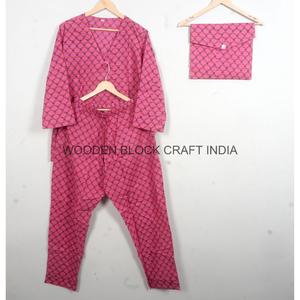 Conjunto de Pijama Elegante y Modesto de Manga Larga con Cuello en V 100% Algodón para Mujer, Ecológico, Suave y Transpirable para Verano - Product Image 2