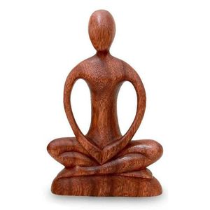 Sculpture de yoga en bois faite à la main, décoration d'intérieur, statue artistique en position de méditation pour salon, bureau et cadeau. - Product Image 3