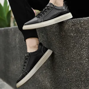 รองเท้าลำลองผู้ชายแบบผูกเชือก รุ่นใหม่ปี 2025 สำหรับฤดูใบไม้ร่วงและฤดูหนาว รองเท้าทรงคลาสสิก สวมใส่สบาย พื้นนุ่ม ทนทาน เหมาะสำหรับทำงาน - Product Image 4