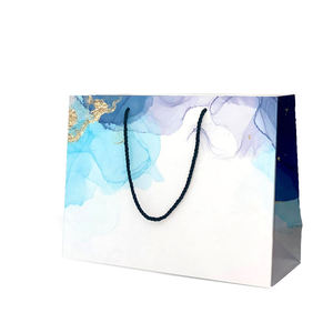 Bolsas de Papel Kraft Ecológicas de Lujo con Impresión Personalizada, Cierre Magnético, Cantidad Mínima de Pedido Baja, Logotipo Personalizado, Hecho en Guangdong - Product Image 3