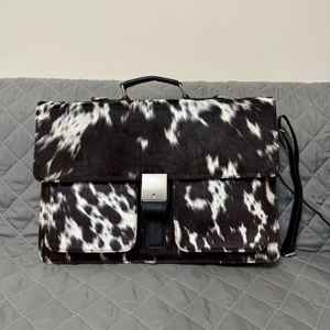 Sac à bandoulière pour ordinateur portable en cuir véritable moderne et portable avec logo personnalisé pour hommes, voyages d'affaires LHLB-0001 - Product Image 1