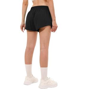 Short de yoga fitness sport noir 100% polyester sur mesure pour dames coupe régulière meilleur prix d'usine du Bangladesh - Product Image 2