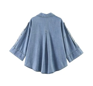 Chemise en jean oversize à manches chauve-souris, col rabattu, poches, couleur unie, décontractée, unisexe, ODM, pour l'automne/le printemps - Product Image 2