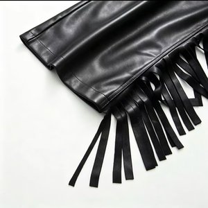 Pantalon en cuir sur mesure pour homme, coupe classique, en toile, haute qualité, respirant, design décontracté et tendance, avec pompons - Product Image 3