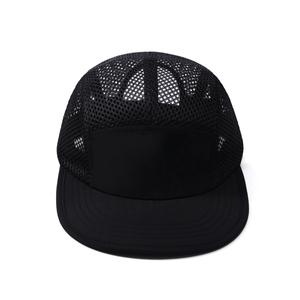 Casquette de sport 5 panneaux personnalisée en maille respirante polyester/coton, souple, à visière flexible, style urbain, avec fermeture à bouton-pression - Product Image 5