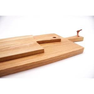 เขียงไม้สี่เหลี่ยมทำมือ ใช้เสิร์ฟและหั่นอาหาร ทำความสะอาดง่าย - Product Image 2