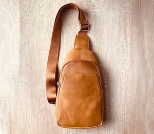 Bolsa de Pecho de Cuero Genuino, Diseño Moderno, Resistente, para Uso Diario, Cálida, a Prueba de Viento, Elegante, Venta al Por Mayor - Product Image 4