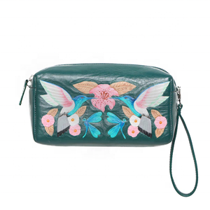 Étui à cosmétiques en cuir fabriqué à la main avec pochette en cuir décorée de fourrure décorée de colibri libellule tigre fleur de lys - Product Image 2