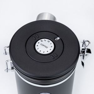 Contenedor de Almacenamiento de Café al Vacío con Ventana Transparente, Válvula de Escape Unidireccional y Cuchara Dosificadora, con Marcador de Fecha - Product Image 3