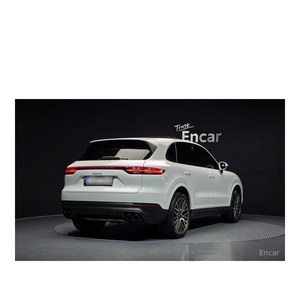 Porsche Cayenne 3.0 2024/5 con Caja de Cambios Automática, Asientos de Cuero, Cámara Trasera, Solo 69,628 km, Volante a la Izquierda - Product Image 2