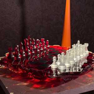 Juego de Ajedrez Artístico de Resina de Alta Calidad, Piezas Rojas y Blancas, Tablero con Diseño Irregular, Artesanía de Fundición, Tablero de Ajedrez Coleccionable Decorativo - Product Image 1