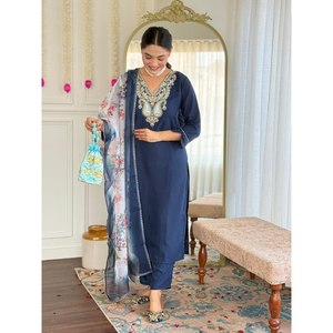 Magnifique ensemble bleu JC pour soirée, haut et bas avec dupatta, taille XL, élégant - Product Image 4