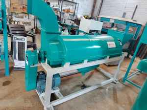 Secadora Industrial de Plástico de Alta Resistencia 200kg/hora DIVINE MACHINERY SOLUTION - Product Image 4