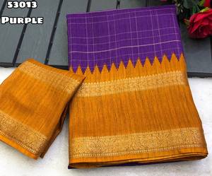 Dola Silk <b>Gap</b> Bentex Border With Chex Weaving & Printed Pallu - Product Image 4