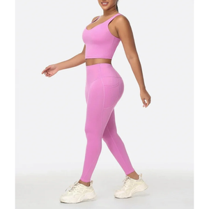 Conjunto de Yoga para Mujer con Logotipo Personalizado, Color Rosa, 2 Piezas: Top Corto con Cuello en V y Leggings de Cintura Alta con Corte en V y Efecto Levanta Glúteos, Ropa de Gimnasio - Product Image 4