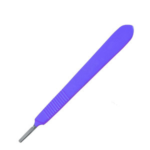 Manche de scalpel chirurgical personnalisé OEM en acier inoxydable réutilisable pour usage hospitalier avec lame de sécurité - Product Image 1