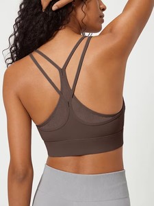 Sujetador deportivo de tirantes finos para mujer, con paneles de malla transpirable, chaleco de running de alta elasticidad, top de entrenamiento, fabricante OEM - Product Image 5
