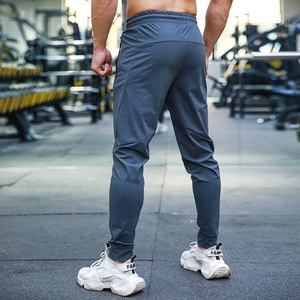 Vente en gros, pantalon de jogging personnalisé pour homme, pantalon de survêtement en tissu et toile de couleur unie, pantalon de jogging de style décontracté - Product Image 5