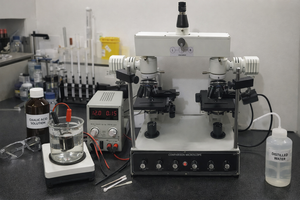 Microscopio de Comparación para Análisis Forense y de Laboratorio – Microscopio Científico de Comparación de Doble Visión - Product Image 2