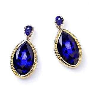 Boucles d'oreilles plaqué or à la mode en calcédoine bleue exquise Dernier design de mode exclusif - Product Image 2