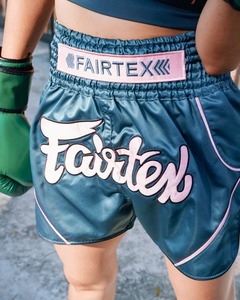 กางเกงชกมวย Fairtex คุณภาพพรีเมียม ผลิตตามสั่งจากโรงงาน ราคาขายส่ง สำหรับมืออาชีพ ผสมผสานศิลปะการต่อสู้หลายประเภท - Product Image 1
