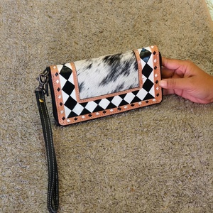 Cartera de Mano de Cuero Genuino de Diseño de Alta Calidad, con Grabado a Mano, Estilo Vintage, Patrón a Cuadros Turquesa, con Correa para la Muñeca - Product Image 3